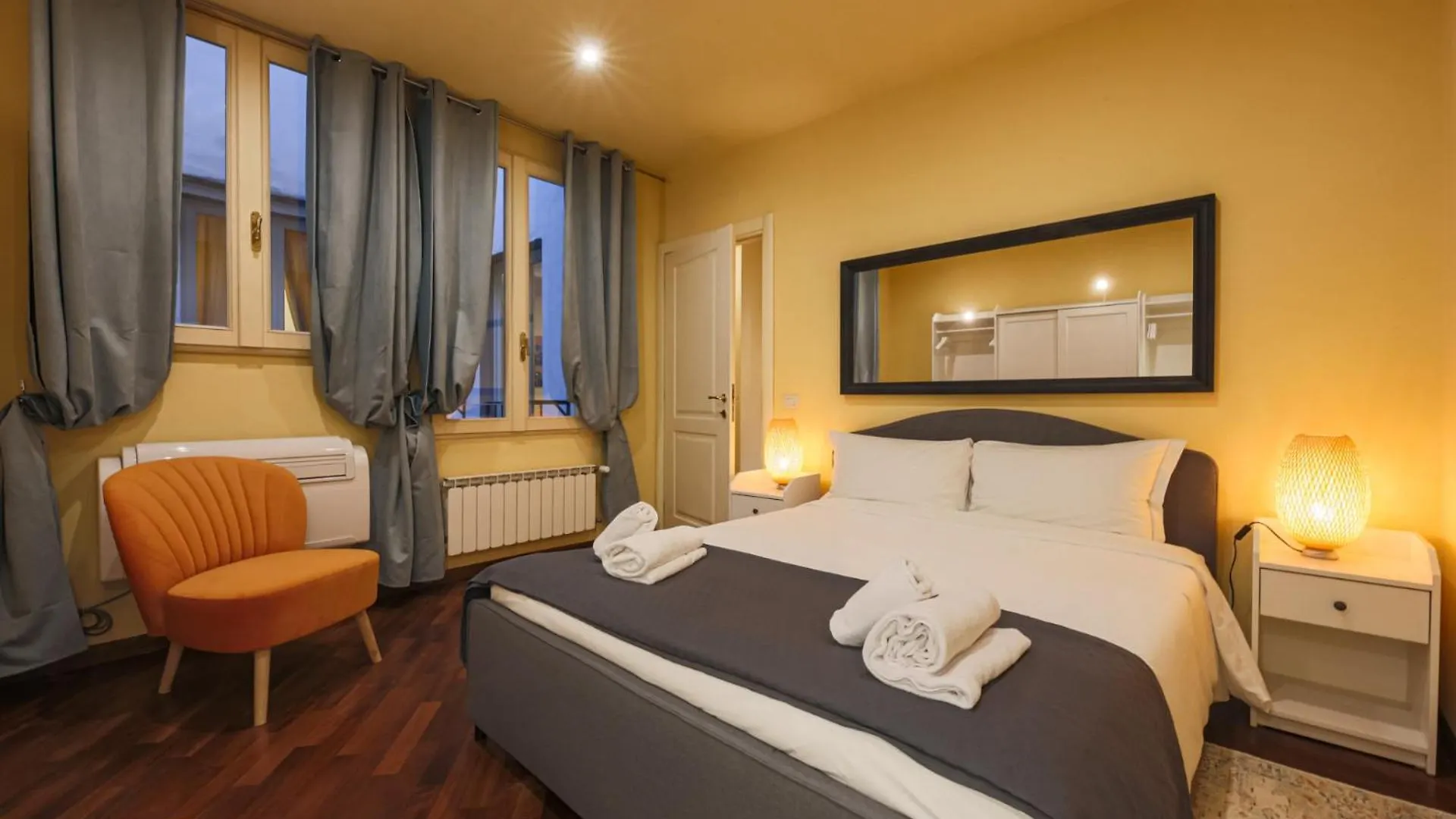 Apartments Florence- Dante'S View-Piazza Santa Croce In The Heart Of Florence