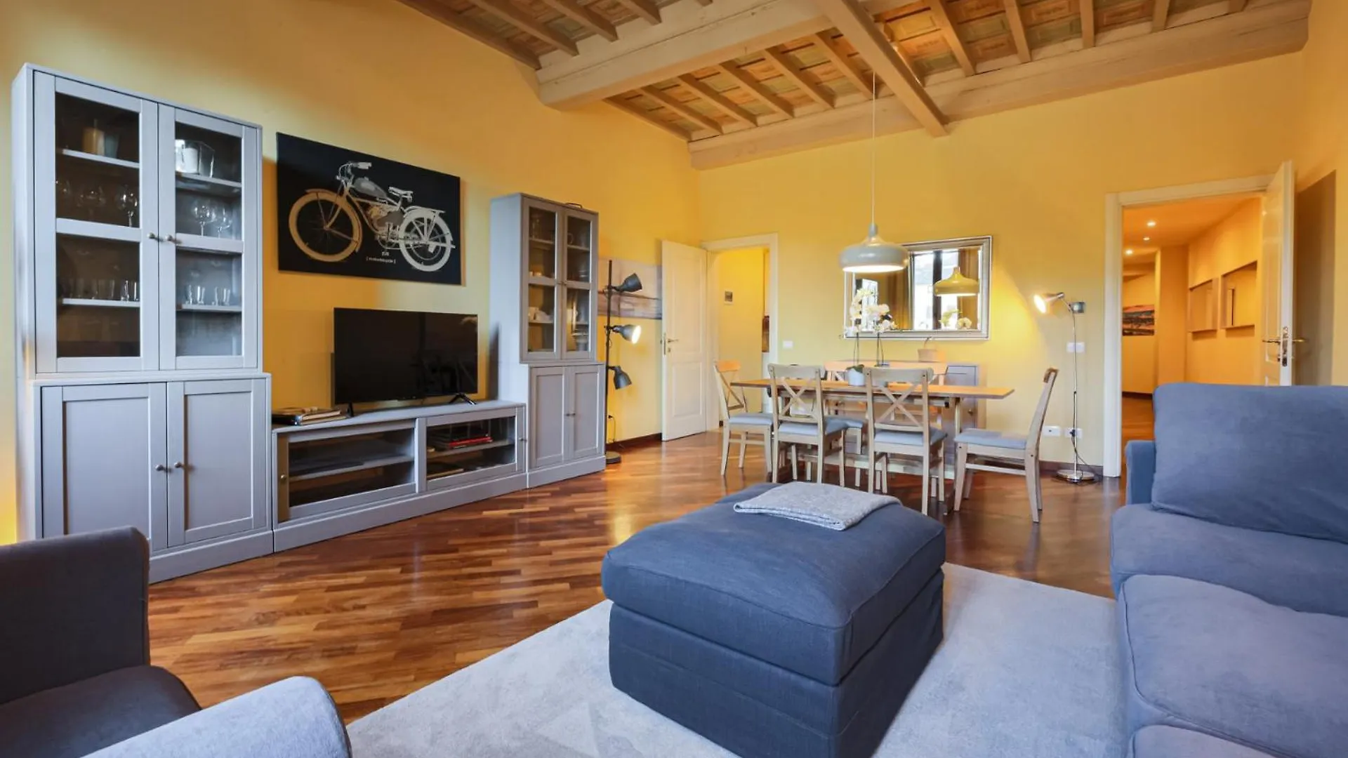 Apartments Florence- Dante'S View-Piazza Santa Croce In The Heart Of Florence 0*,  Italy
